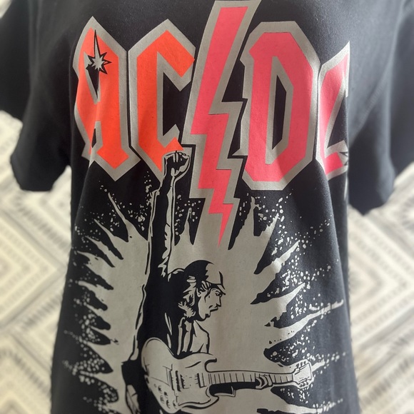 NEW AC/DC Graphic Tee - Picture 2 of 4